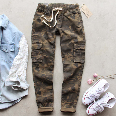 Sugar Falls Cargo Pants in Camo