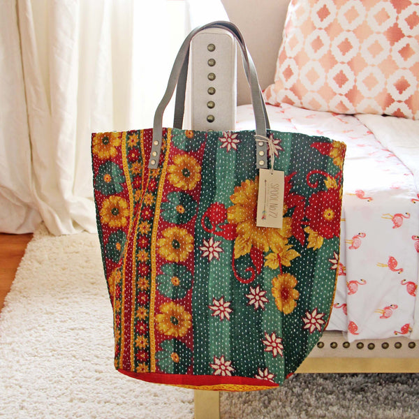 Sweet Stitch Tote in Green: Featured Product Image