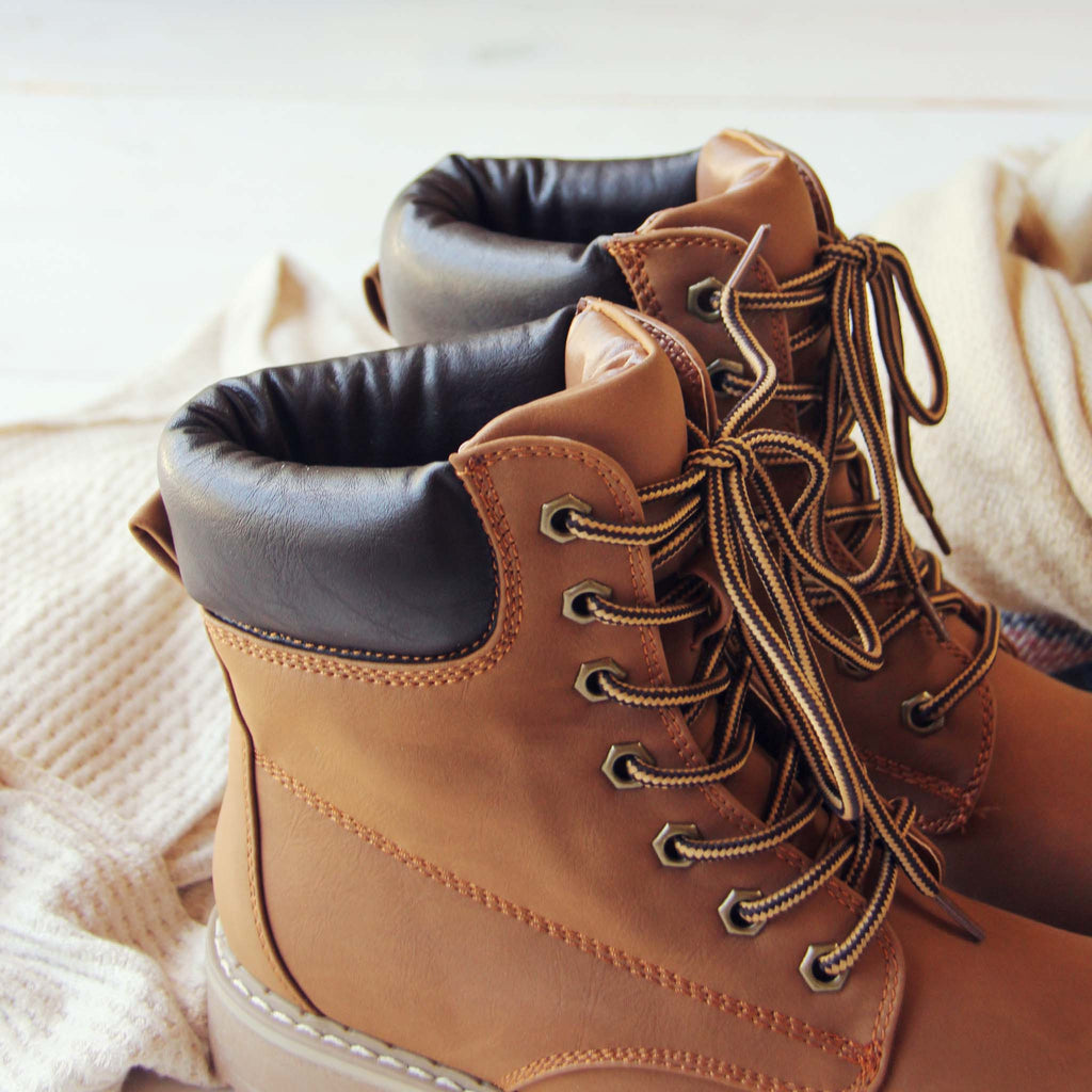 Seattle Boot Sweet Seattle Boots, Sweet & Rugged boots from Spool No.72 | Spool No.72