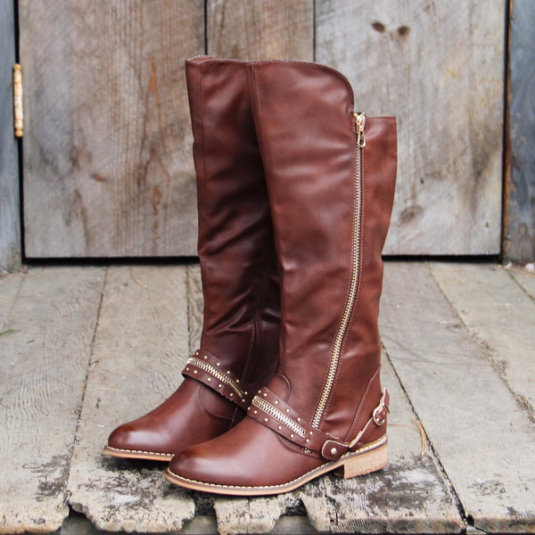 Totem Lake Boots: Featured Product Image