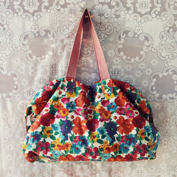 Vintage 70's Boho Tote: Featured Product Image