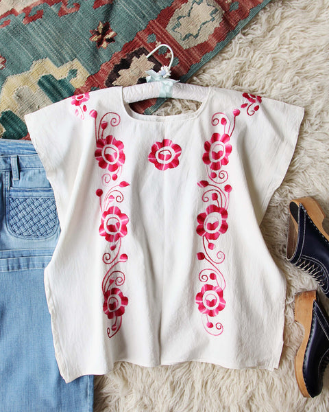 Vintage 70's Mexican Embroidered Top: Featured Product Image