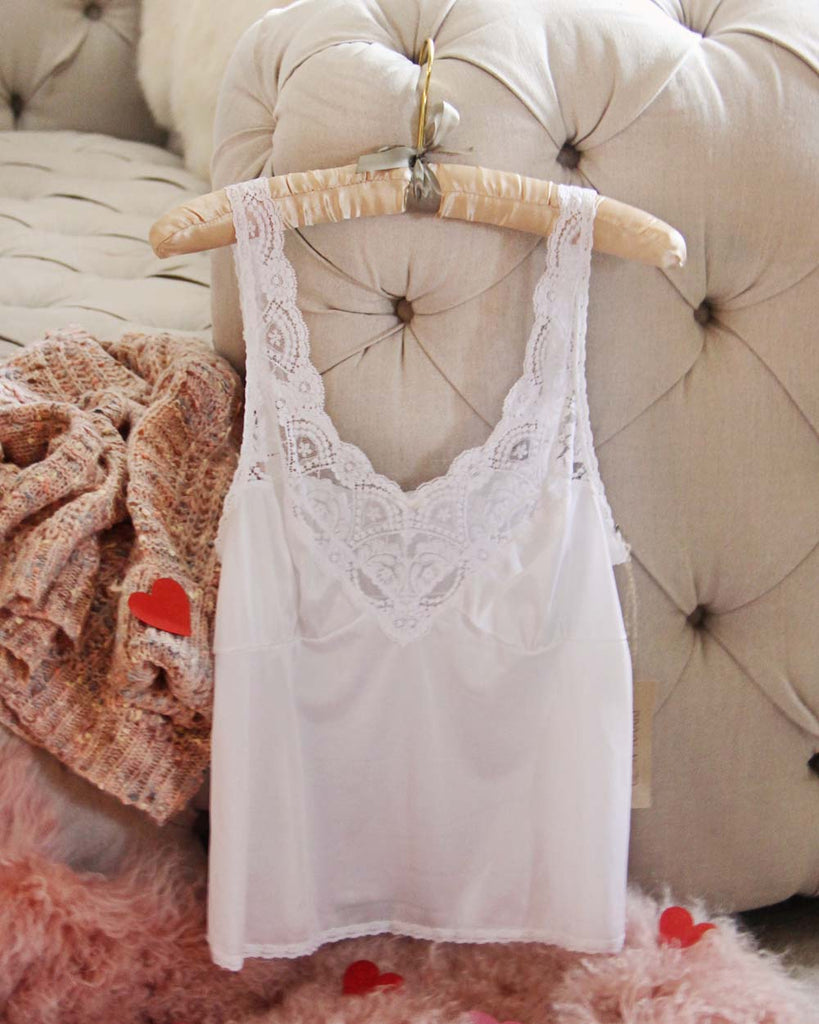 Vintage White Slip Tank. Lace Cami. Camisole. Undershirt With Lace Detail.  Medium. Large. Cream. 