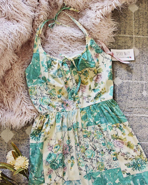 Vintage 70's Rose Vine Dress: Featured Product Image