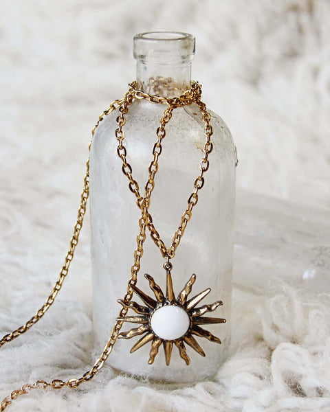 Vintage 70's Soleil Necklace: Featured Product Image