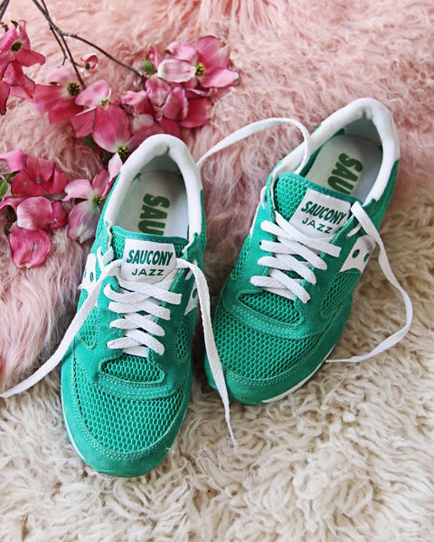 Vintage Trainer Sneakers: Featured Product Image